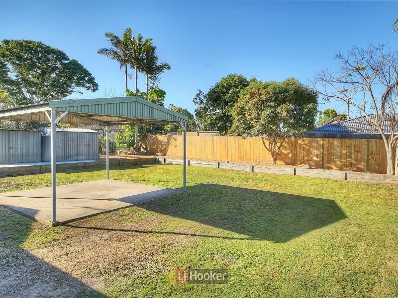 11 Whitcomb Street, Hillcrest QLD 4118