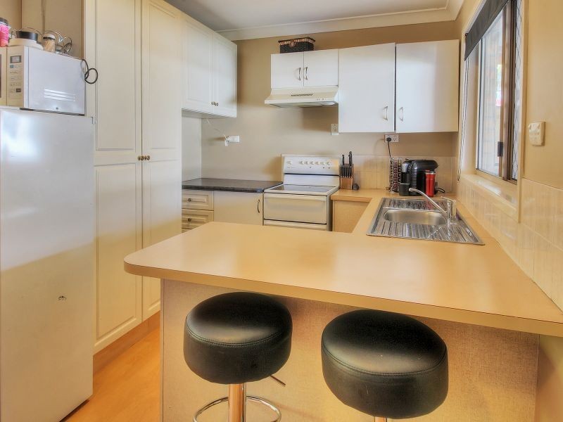 28 Brett Avenue, Browns Plains QLD 4118