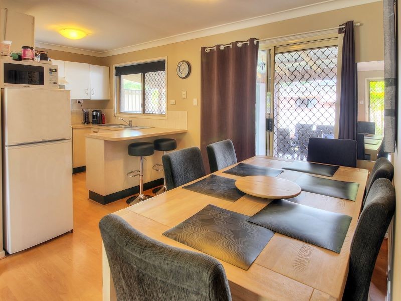 28 Brett Avenue, Browns Plains QLD 4118