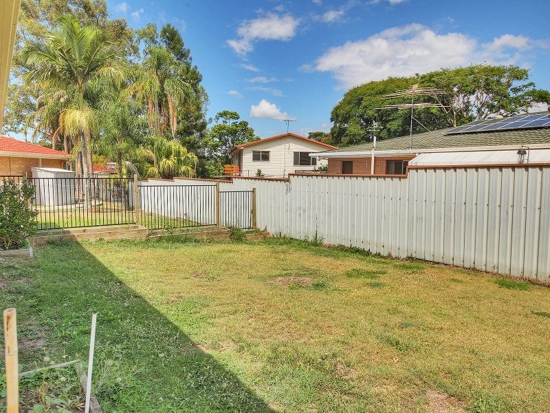 28 Brett Avenue, Browns Plains QLD 4118