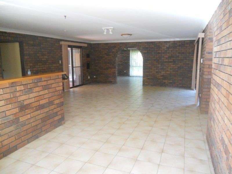 78 Rosia Road, Park Ridge QLD 4125