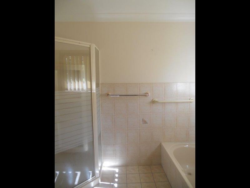 78 Rosia Road, Park Ridge QLD 4125