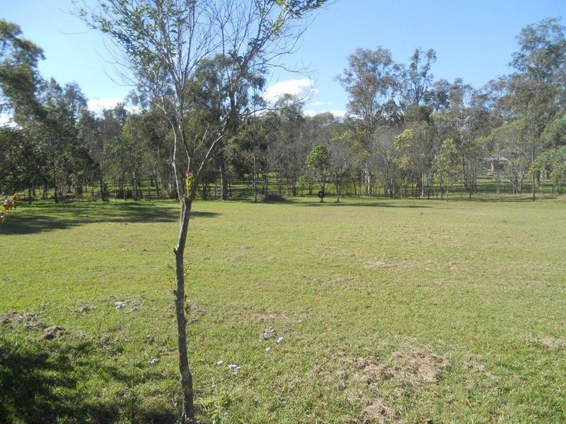 78 Rosia Road, Park Ridge QLD 4125