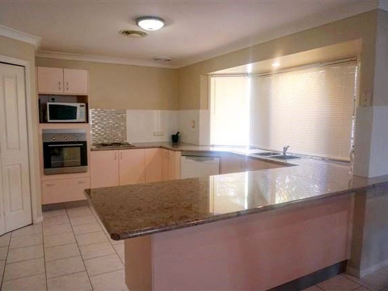 26 Andall Road, Park Ridge South QLD 4125