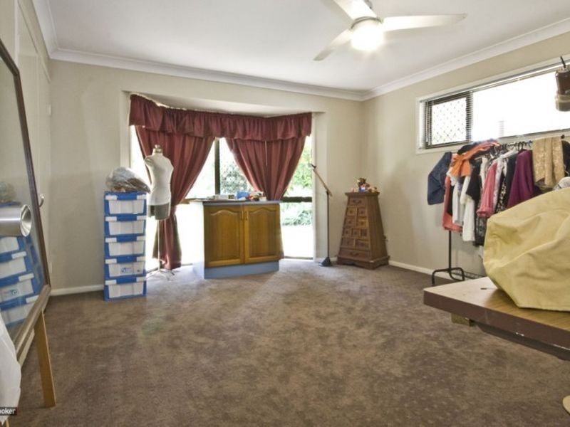 26 Andall Road, Park Ridge South QLD 4125