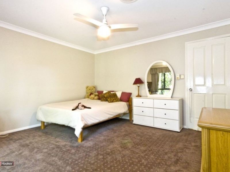 26 Andall Road, Park Ridge South QLD 4125