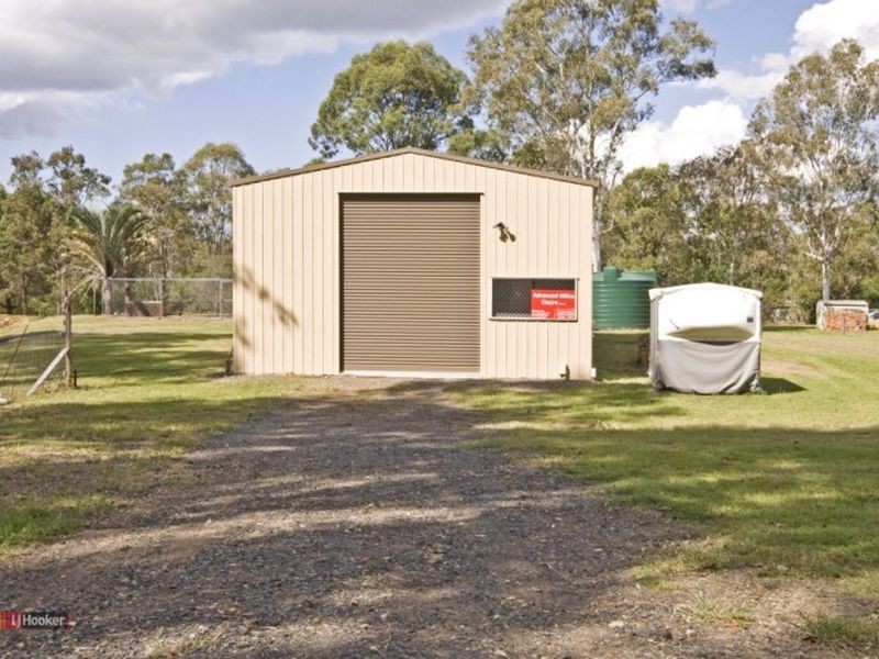 26 Andall Road, Park Ridge South QLD 4125