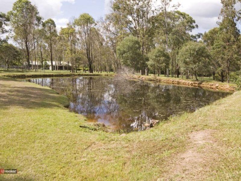 26 Andall Road, Park Ridge South QLD 4125