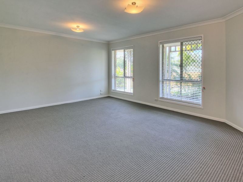 8 Ferndale Street, Boronia Heights QLD 4124
