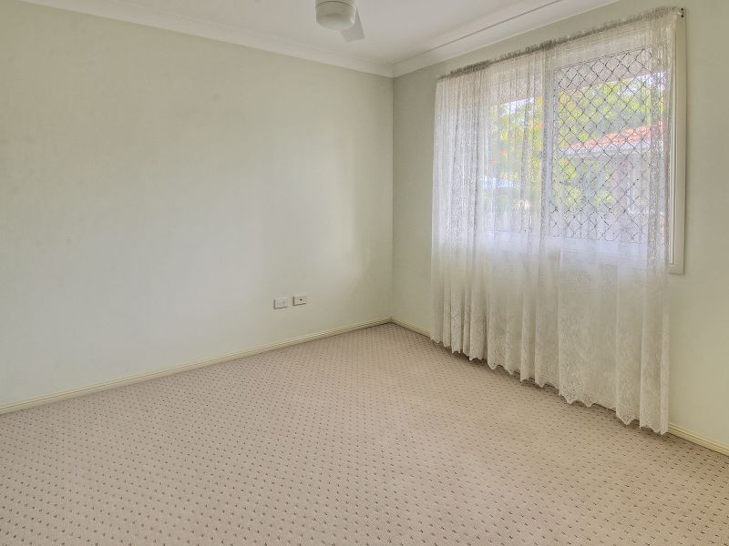 42 Colisa Crescent, Regents Park QLD 4118