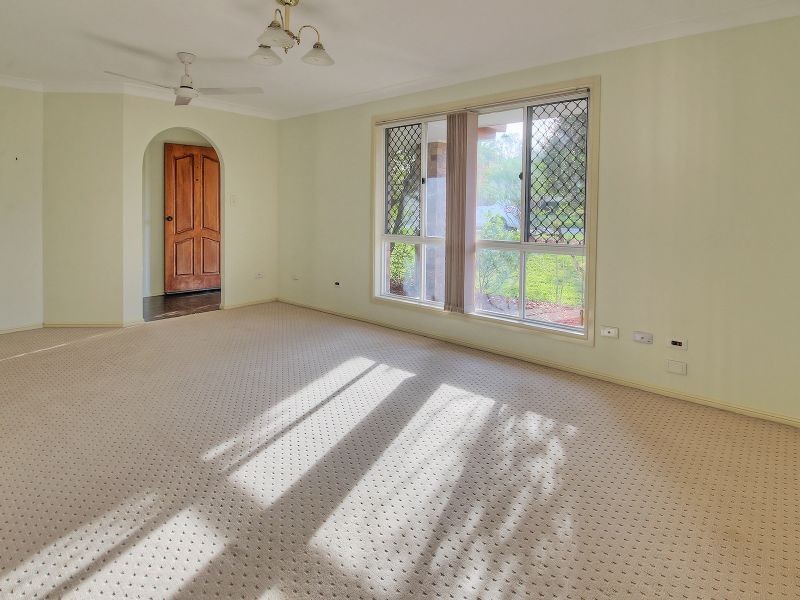 42 Colisa Crescent, Regents Park QLD 4118