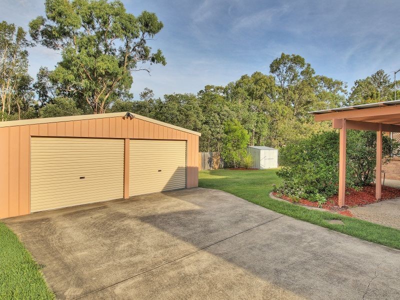 42 Colisa Crescent, Regents Park QLD 4118