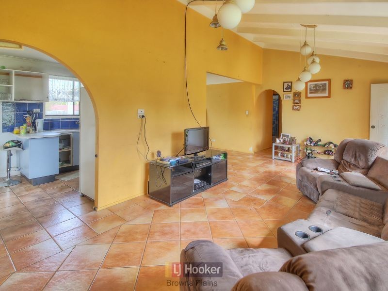 51 Yancey Street, Browns Plains QLD 4118