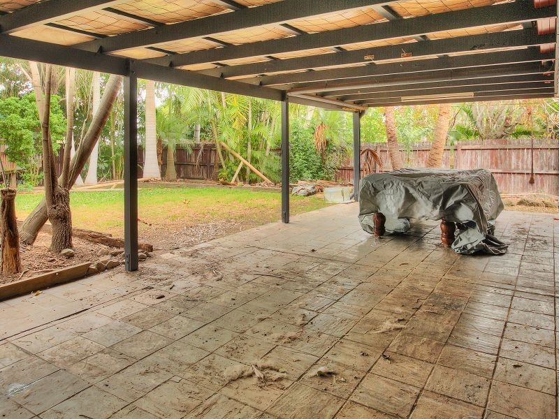 19 Emerald Drive, Regents Park QLD 4118