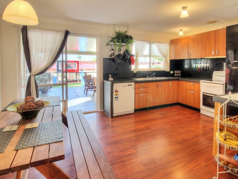 12 Dombeyah Street, Crestmead QLD 4132