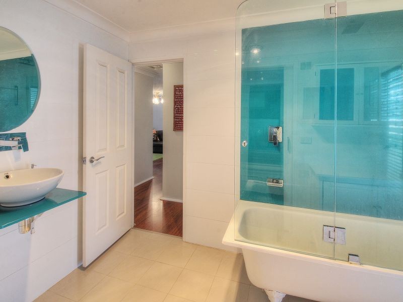 12 Dombeyah Street, Crestmead QLD 4132