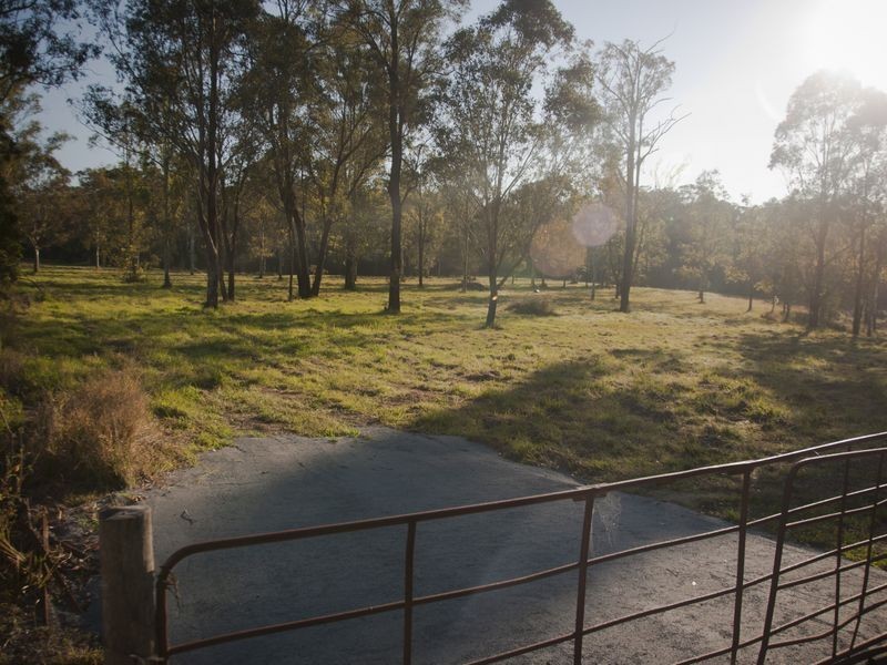 1693 Chambers Flat Road, Munruben QLD 4125