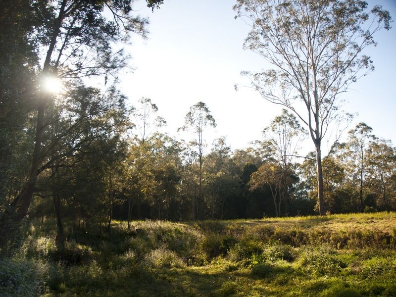 1693 Chambers Flat Road, Munruben QLD 4125
