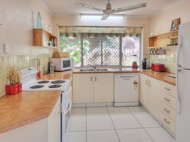 23 Sweetgum Street, Hillcrest QLD 4118
