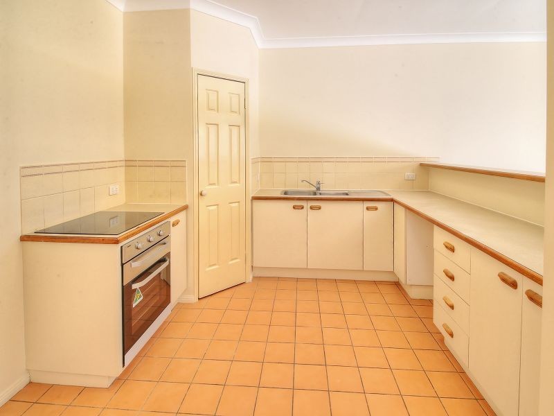 2/4 Perak Street, Tanah Merah QLD 4128