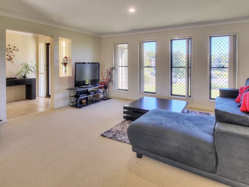 14 Webcke Avenue, Crestmead QLD 4132