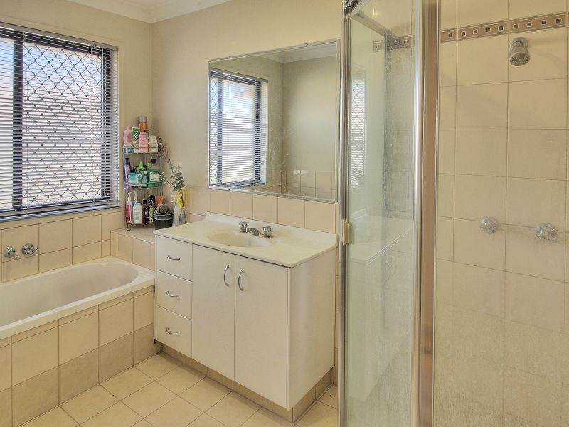 14 Webcke Avenue, Crestmead QLD 4132