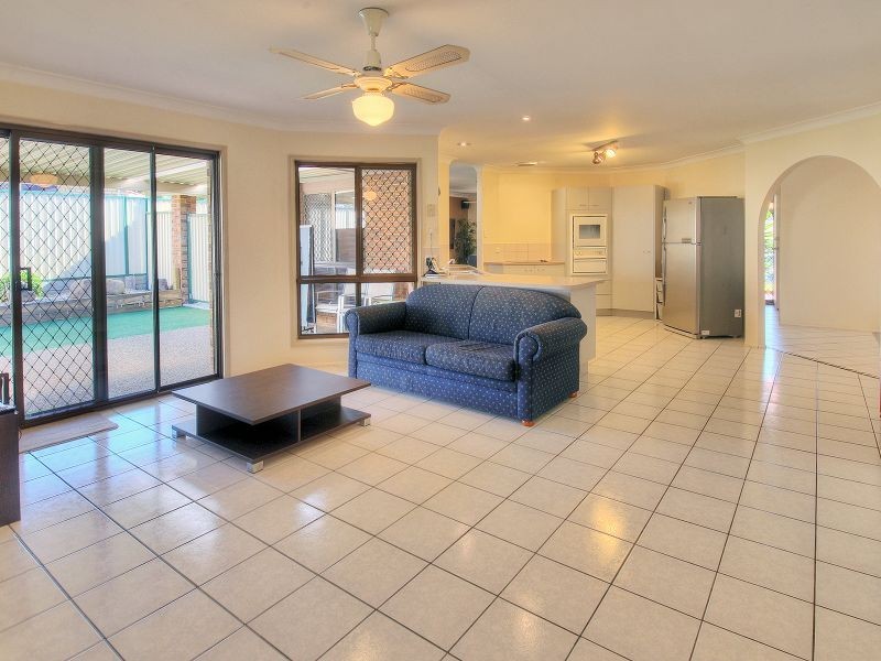 6 Arinya Court, Boronia Heights QLD 4124