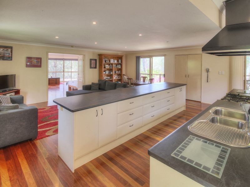 40 Holloway Road, Chambers Flat QLD 4133