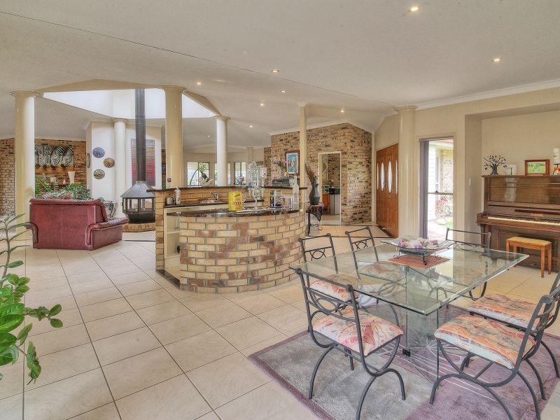 40 Holloway Road, Chambers Flat QLD 4133