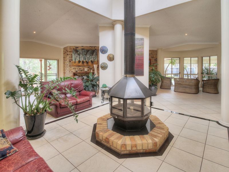 40 Holloway Road, Chambers Flat QLD 4133