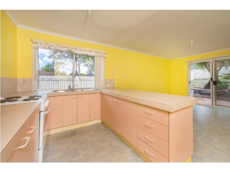 100 Mackellar Drive, Boronia Heights QLD 4124