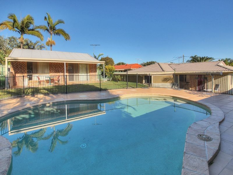 8 Mortlake Crescent, Boronia Heights QLD 4124