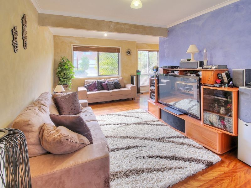27 Highcrest Drive, Browns Plains QLD 4118
