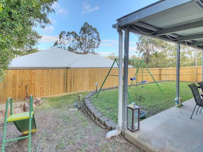 27 Highcrest Drive, Browns Plains QLD 4118