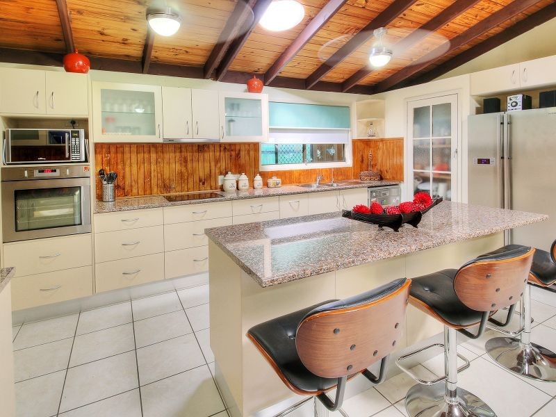 5 Bank Street, Browns Plains QLD 4118