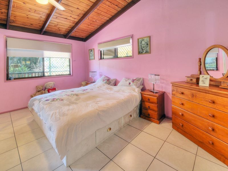 5 Bank Street, Browns Plains QLD 4118