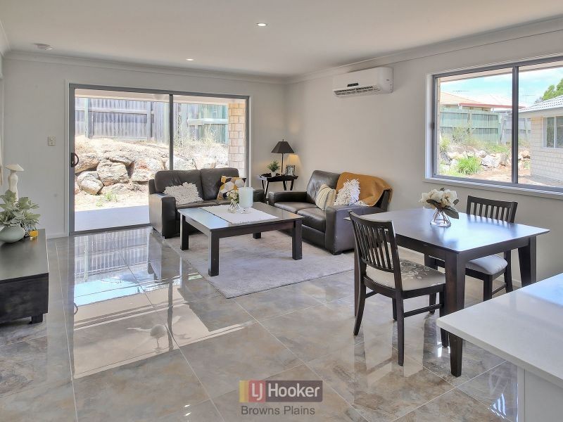 1/24 John Davison Place, Crestmead QLD 4132