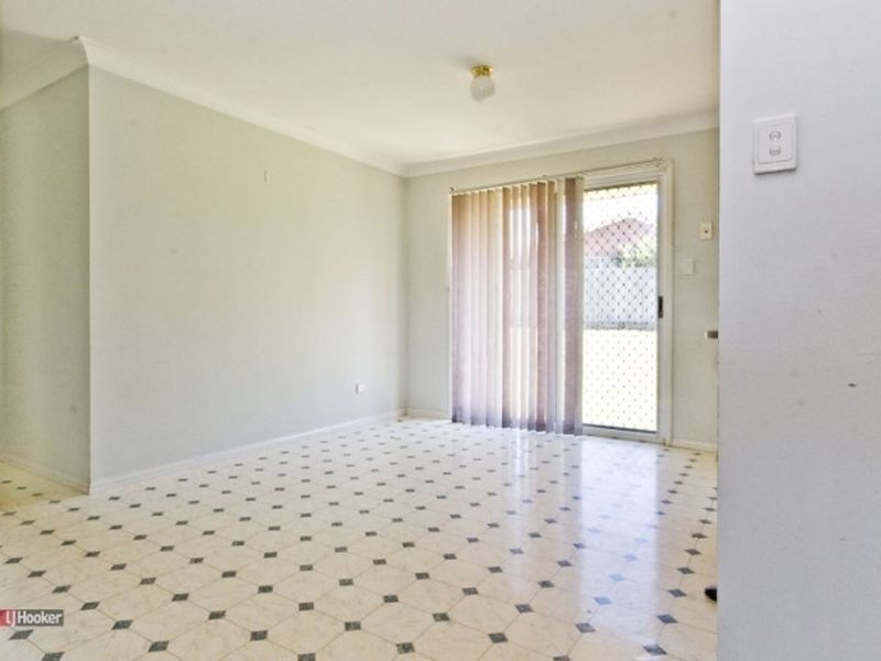 3 Mckenzie Court, Crestmead QLD 4132
