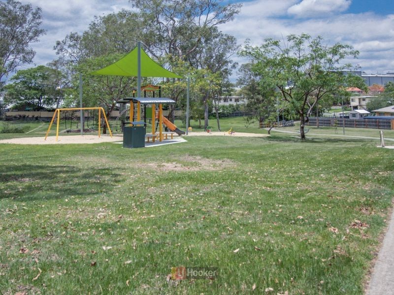 3 Ponderosa Street, Hillcrest QLD 4118
