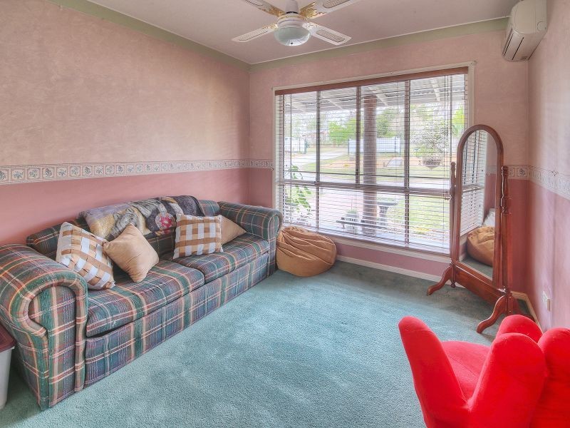 42-44 Cardwell Close, Munruben QLD 4125