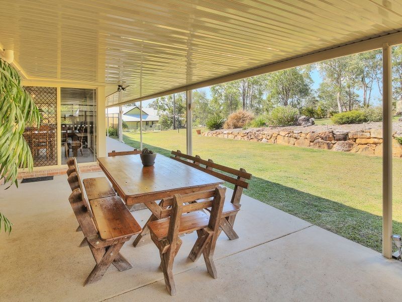 5 Spearlily Close, New Beith QLD 4124