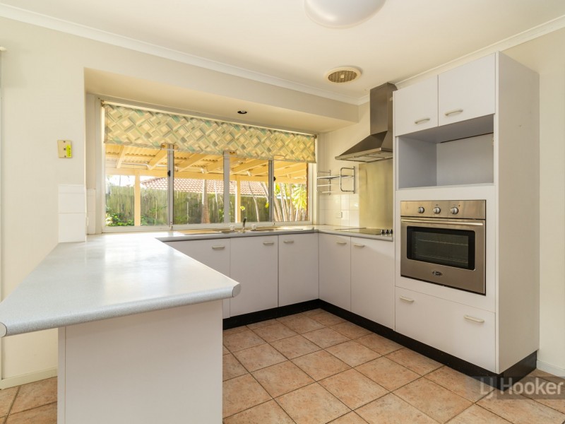 3 Jackson Court, Regents Park QLD 4118