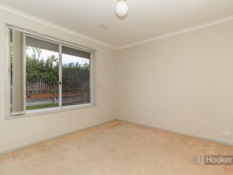 3 Jackson Court, Regents Park QLD 4118