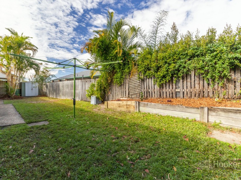 3 Jackson Court, Regents Park QLD 4118