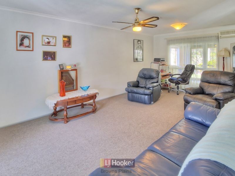 12 Endeavour Court, Park Ridge QLD 4125