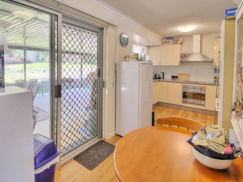 18 Eugene Street, Boronia Heights QLD 4124