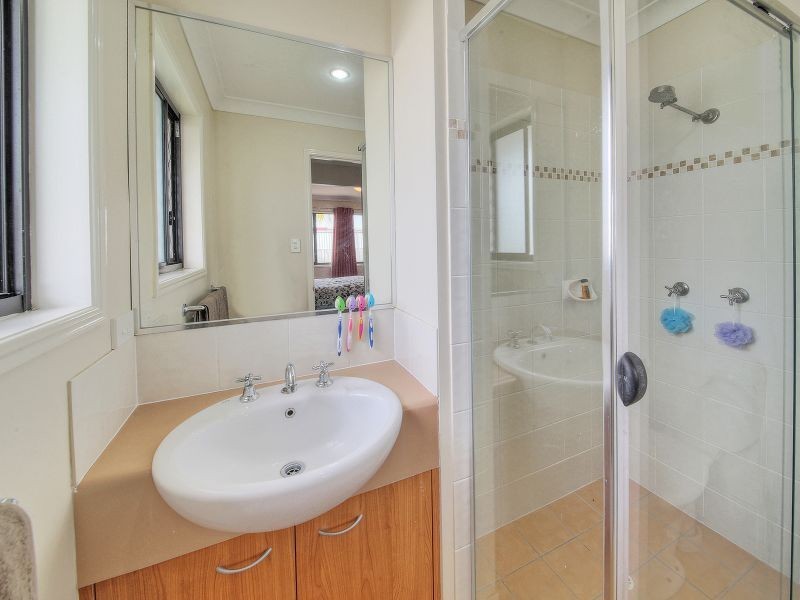6 Wisdom Way, Crestmead QLD 4132