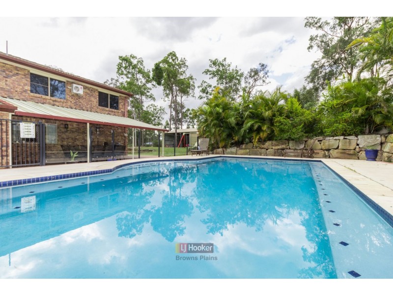 17 Barrine Court, Park Ridge South QLD 4125