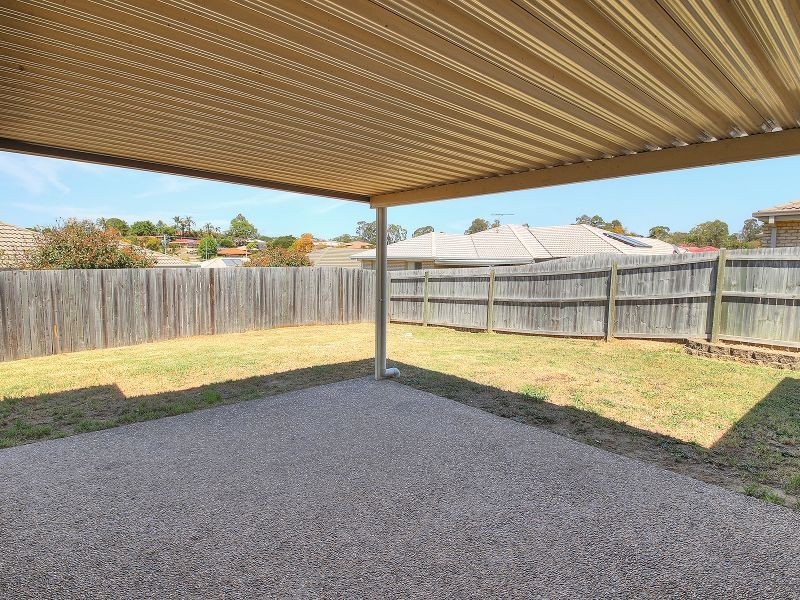 7 Zoe Place, Hillcrest QLD 4118