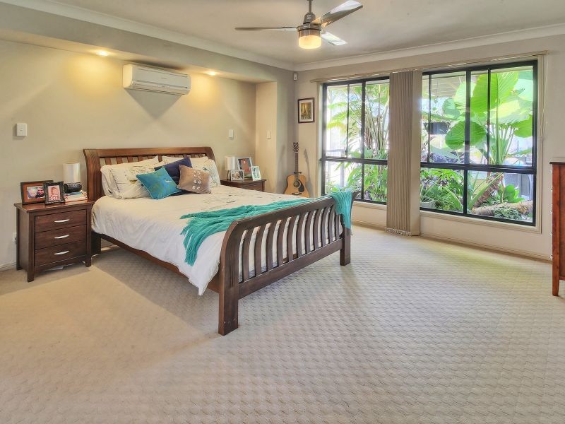 213 Spinebill Drive, Greenbank QLD 4124